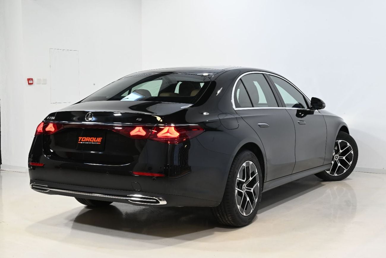 مرسيدس بنز E200 STANDARD مرسيدس بنز E 200 بريميوم موديل 2026، ضمان لمدة عام، حالة ممتازة، جديدة تماماً