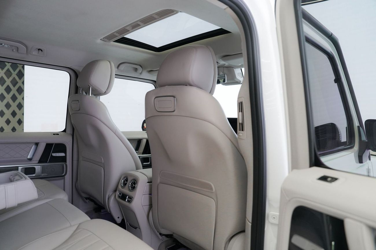 Mercedes-Benz G 63 AMG Std 4.0L