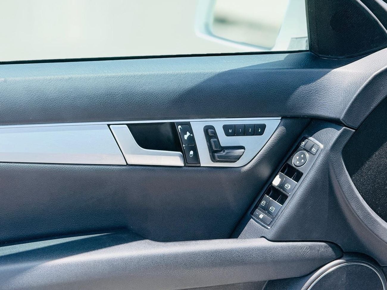 مرسيدس بنز C 250 Std 1.8L