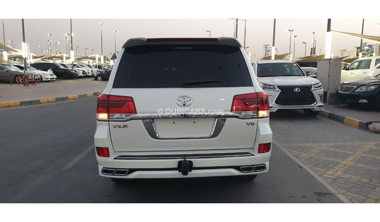 Toyota Land Cruiser V8 GX.R full options upgrade 2021