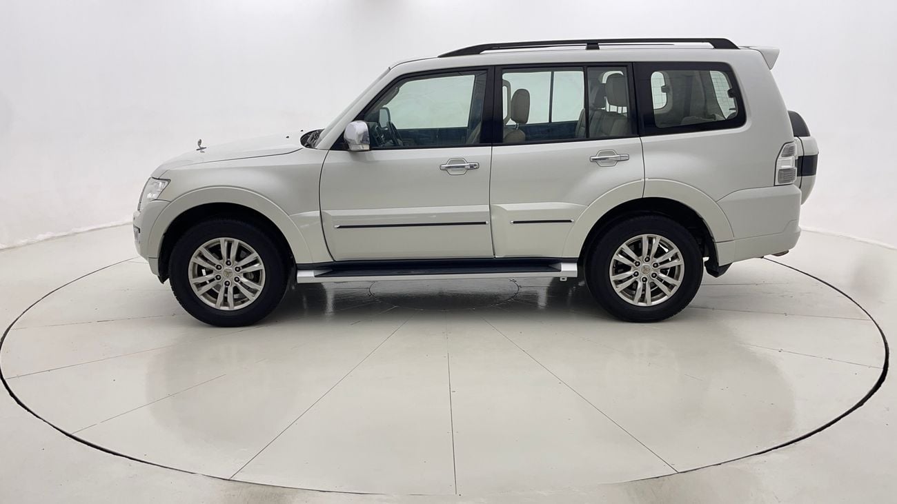 ميتسوبيشي باجيرو GLS HIGHLINE 3.8 | بدون دفعة مقدمة | اختبار القيادة في المنزل