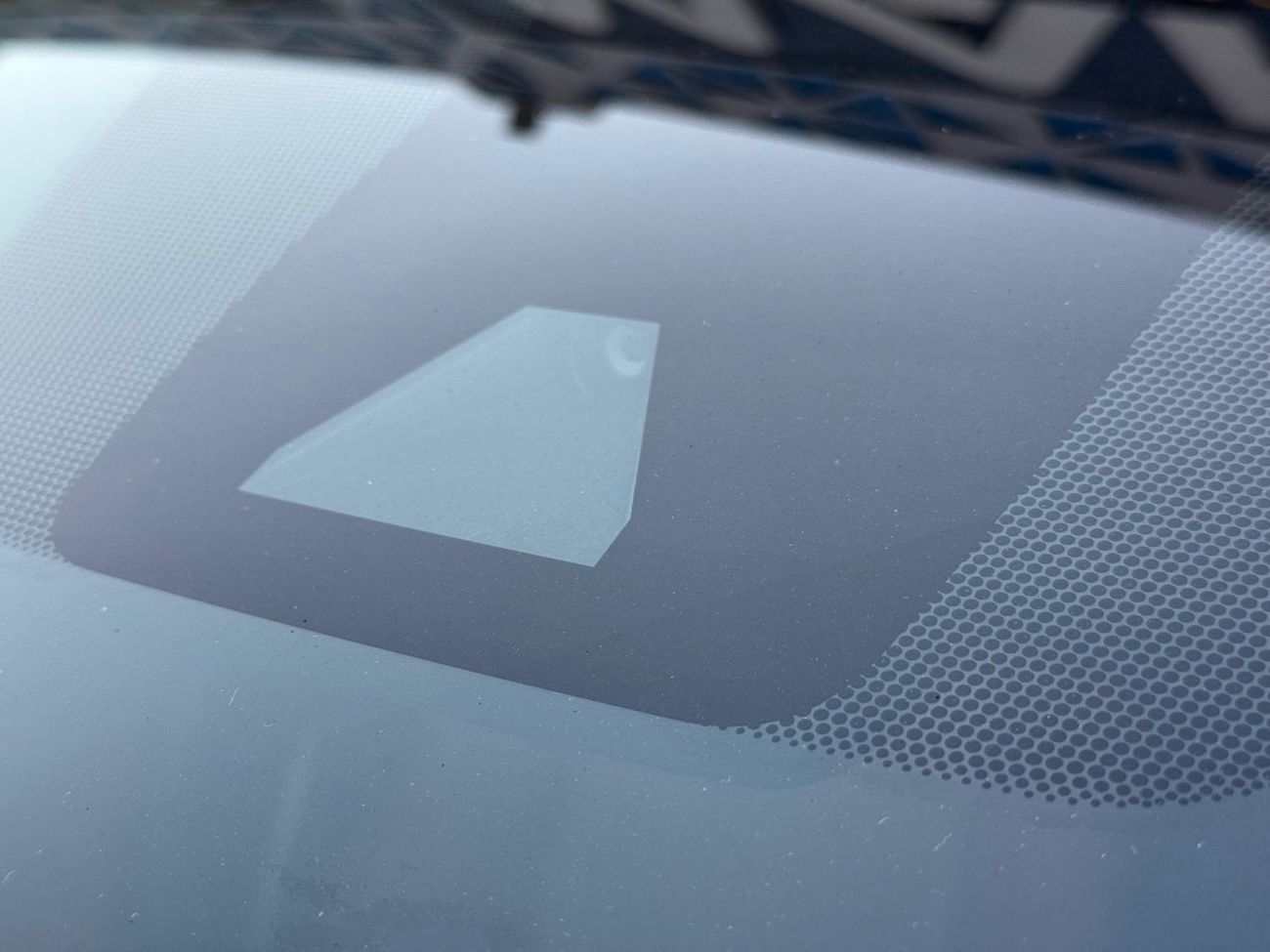 لكزس IS 350 محرك V6 سعة 3.5 لتر / طقم F-SPORT / استهلاك منخفض للموارد / رادار / قراءة المسار / مقاعد تبريد وتدفئ