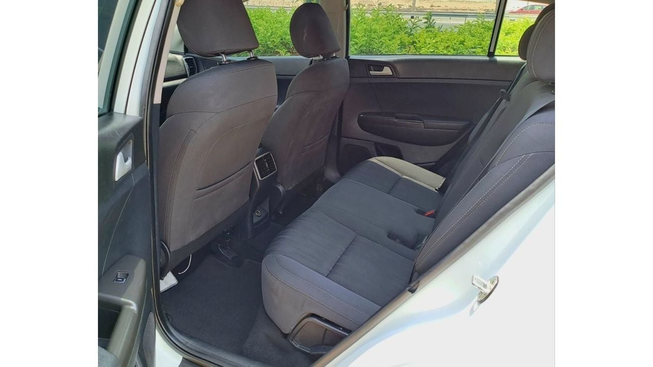 Kia Sportage LX 710-Monthly l GCC l Cruise, Camera, GPS l Accident Free