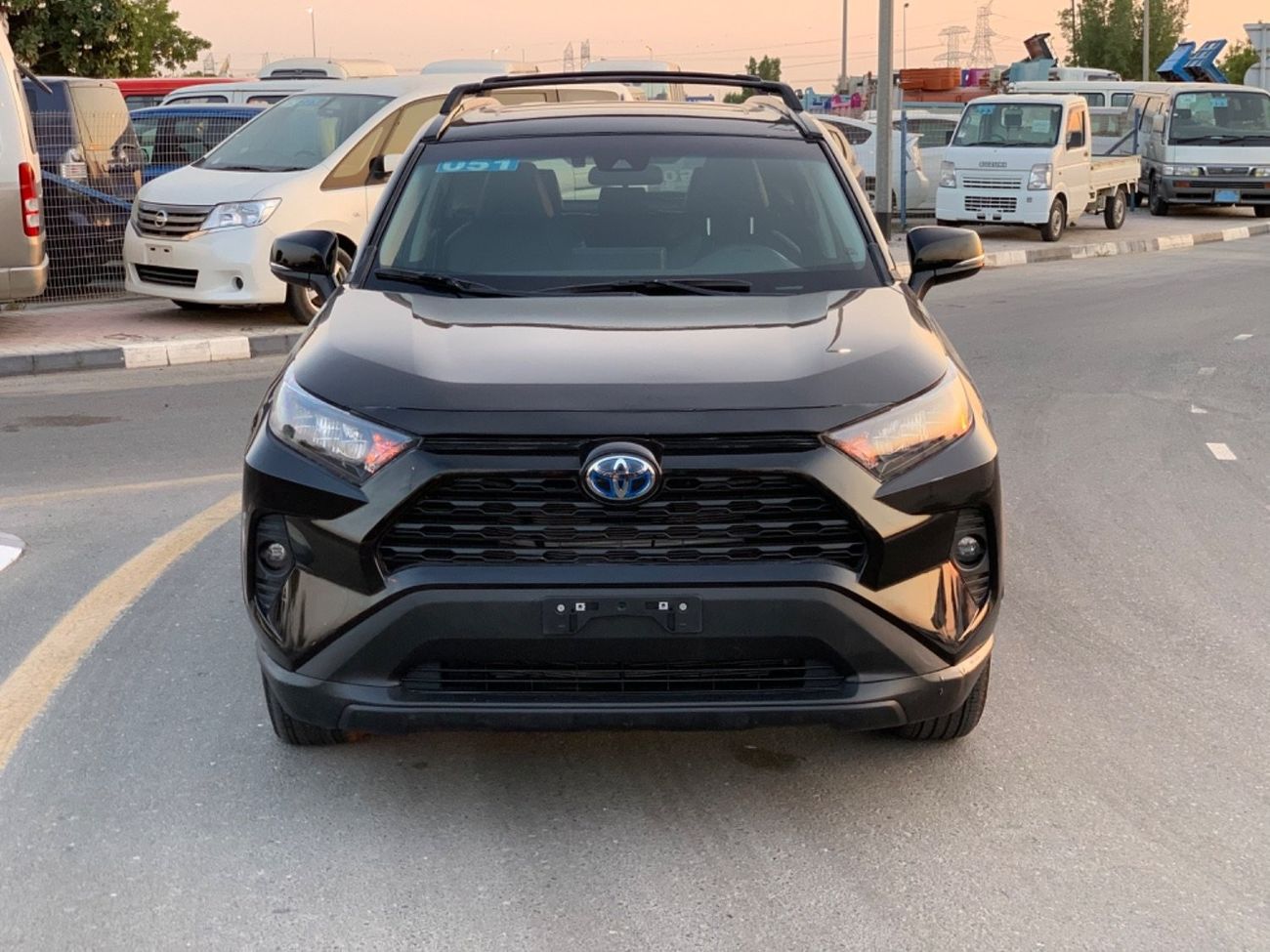 Toyota RAV4 2021 TOYOTA RAV4 XLE HYBRID