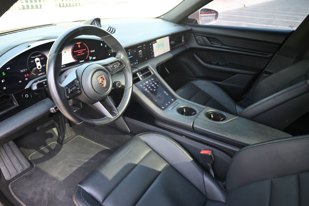 Porsche Taycan 4S Cross Tourismo -  6350 AED - UNDER WARRANTY - PORSHCE TAYCAN - GCC SPECS