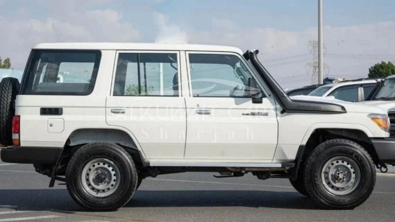 Toyota Land Cruiser 70 5 DOOR 4.2D 2023