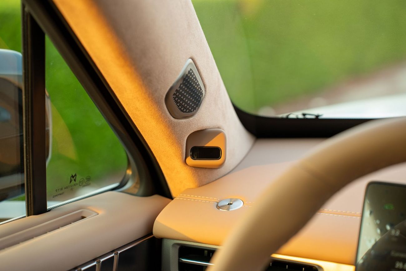 Dongfeng M Hero M817 10 YEARS WARANTY AND 5 YEARS SERVICE