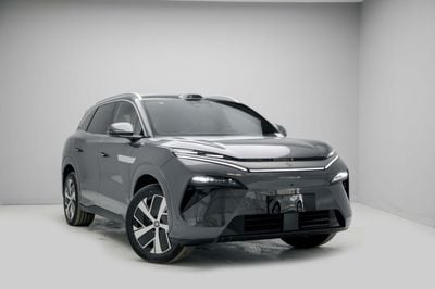 بي واي دي تانغ ل EV RWD