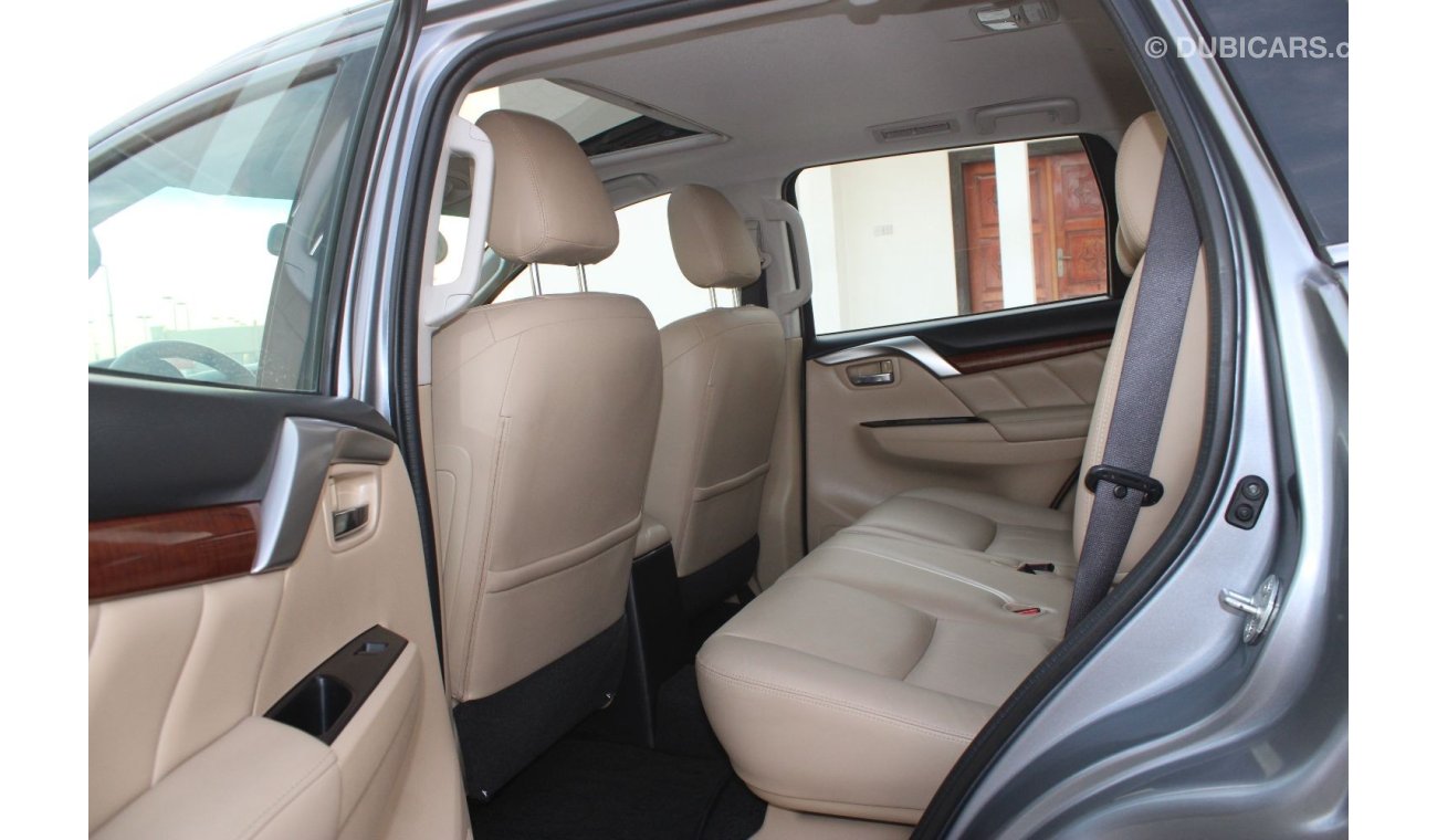 Mitsubishi Montero Mitsubishi Montero 2016 GCC, full option, in excellent condition, without accidents, very clean insi