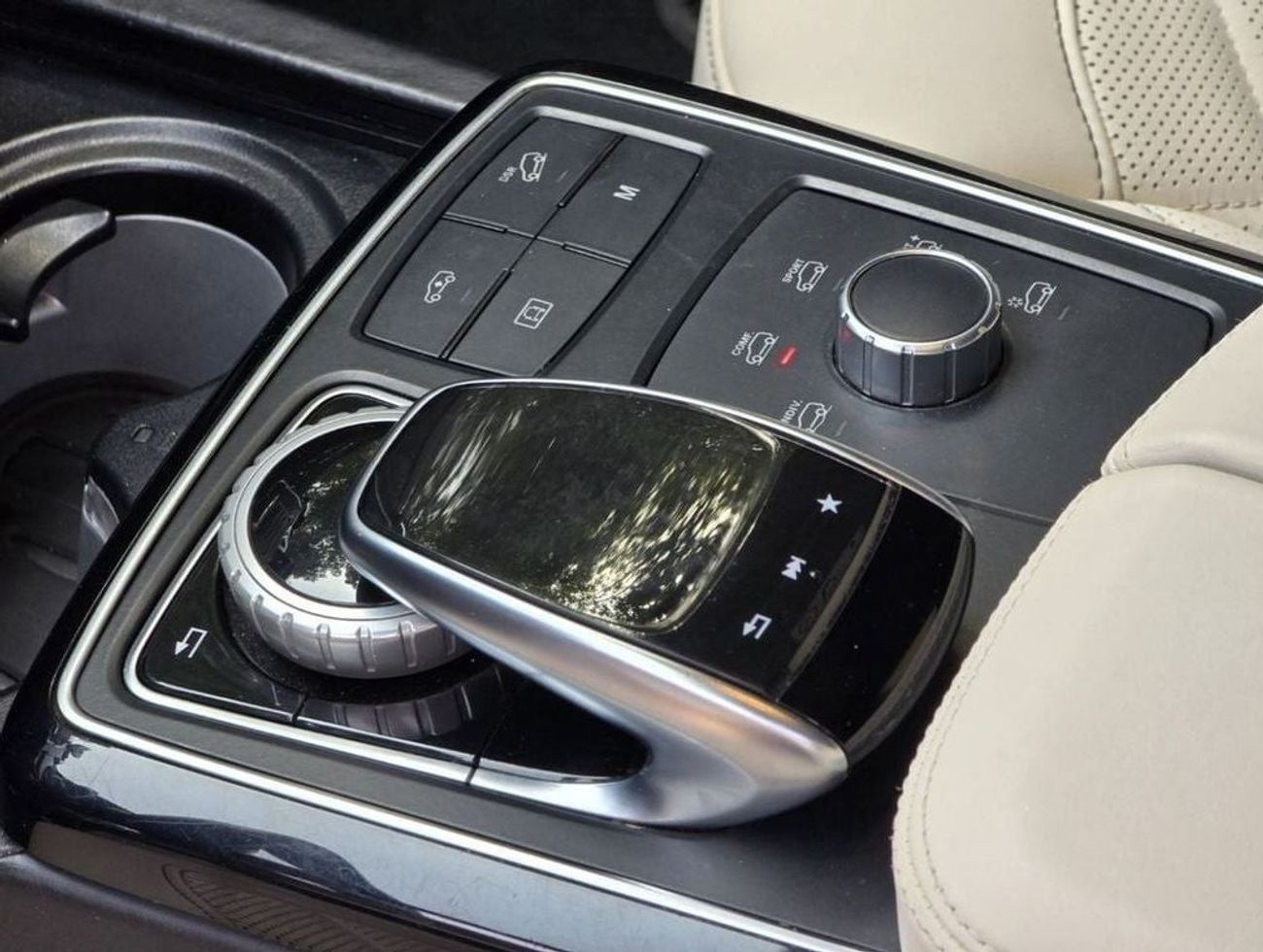 Mercedes-Benz GLE 43 AMG Coupe 3.0L GLE-43 AMG COUPE V6 BITURBO 2018 GCC //ORIGINAL PAINT //ACCIDENTS FREE