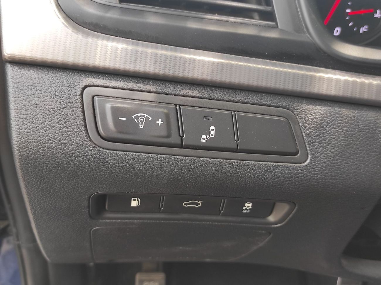 Hyundai Sonata Sport 2.0L Hyundai Sonata 2018 Full options Sport V4 2.0