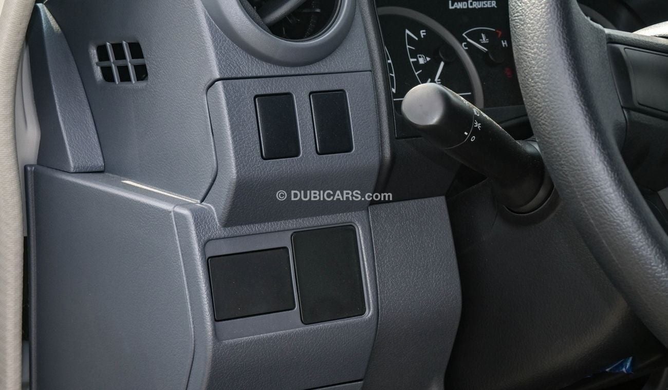 Toyota Land Cruiser 70 LC78 4.2 DIESEL - STANDARD - V6