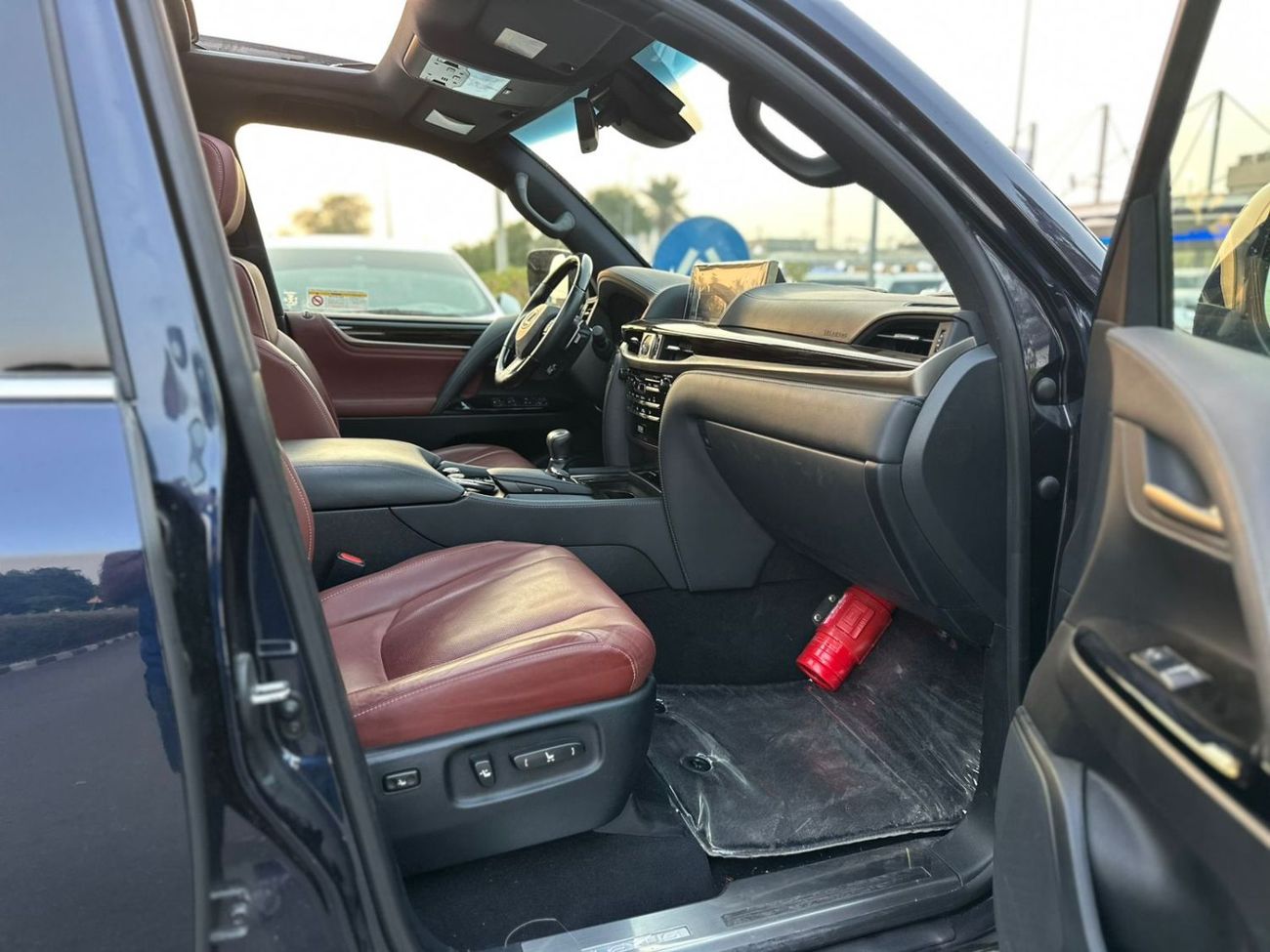 Lexus LX 570 2020 LEXUS LX570 7-SEATS