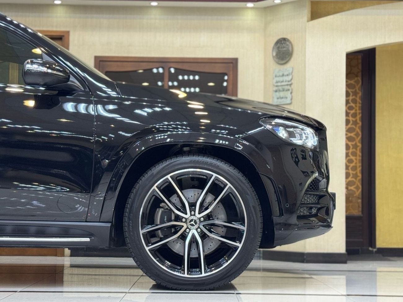 Mercedes Benz GLS450