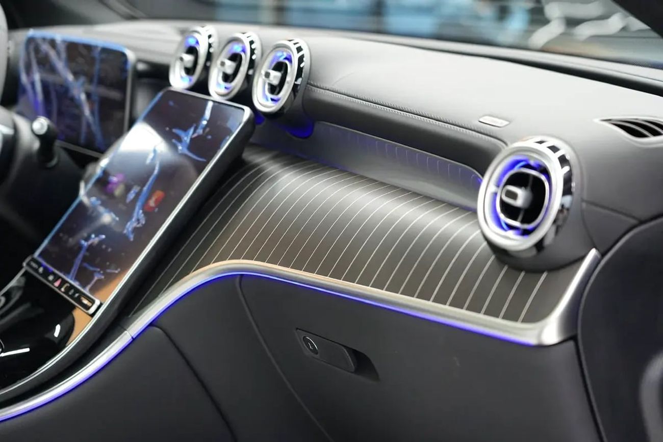 مرسيدس بنز GLC كوبيه 200 Arrival | GLC 200 Coupe | GCC km | Agency Warranty | Premium Plus