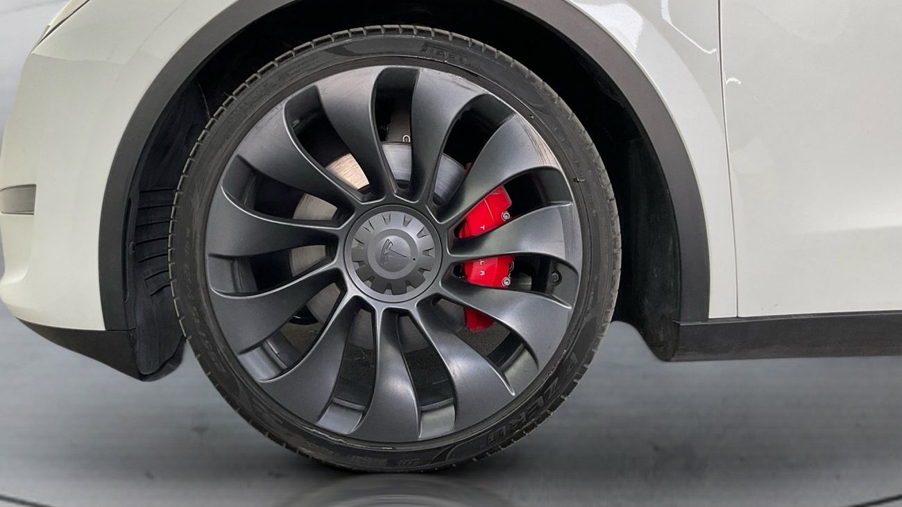 Tesla Model Y Performance (Dual Motor) | upto AED 20,000 Ramadan Discount | Guaranteed Warranty | 0 Down Payment