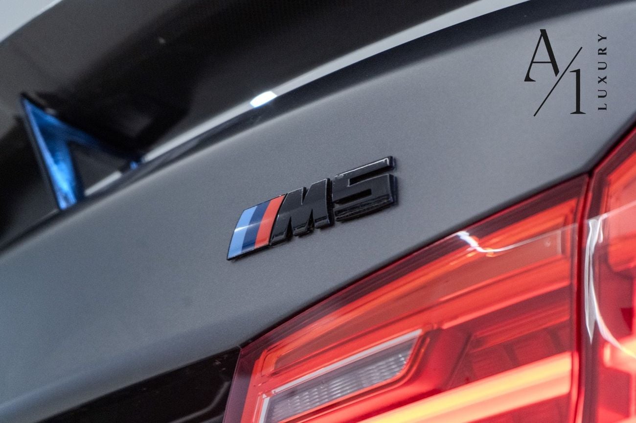 BMW M5 Std 4.4L 2018 BMW M5, Full Service History In Bmw, Fully Loaded, GCC Specs