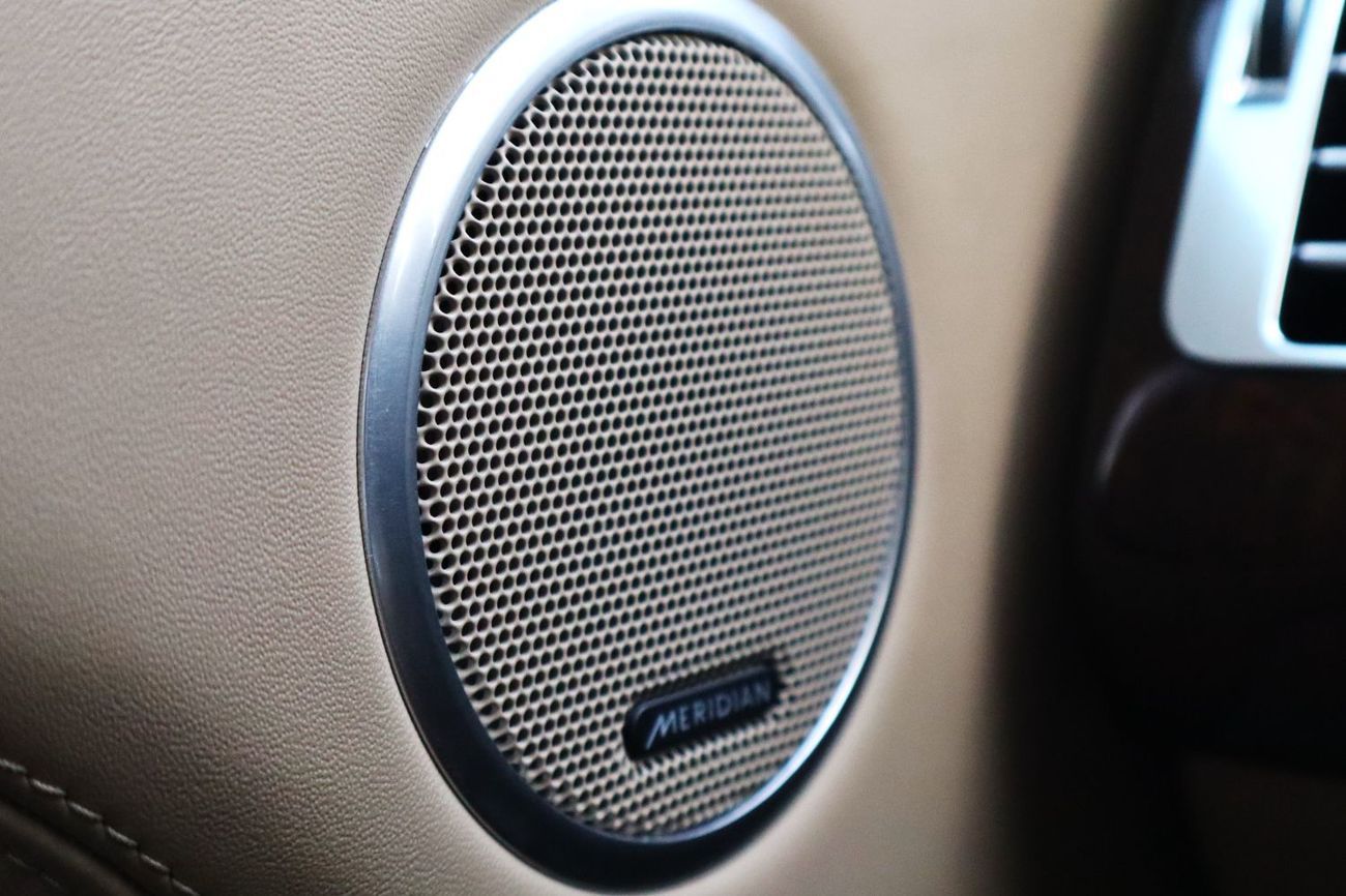 Land Rover Range Rover Vogue SE 5.0L