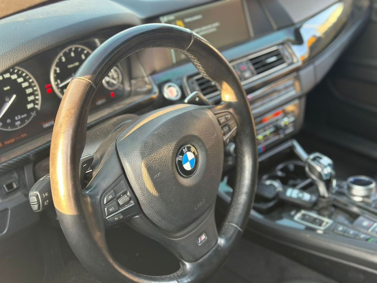 BMW 550i M Sport 4.4L (444 HP) M Sport 4.4L