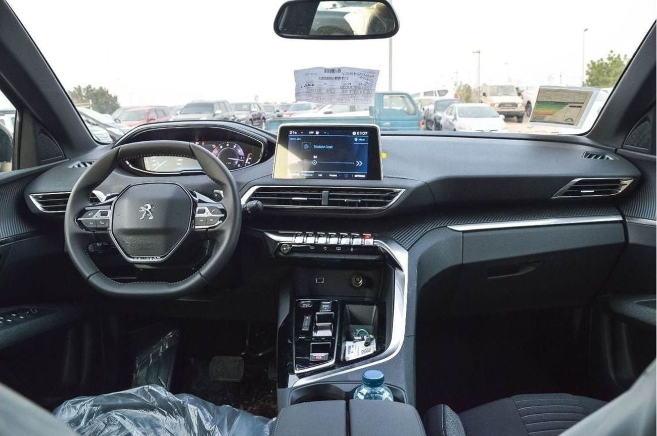 Peugeot 3008 PEUGEOT 3008 1.6L FWD SUV 2025