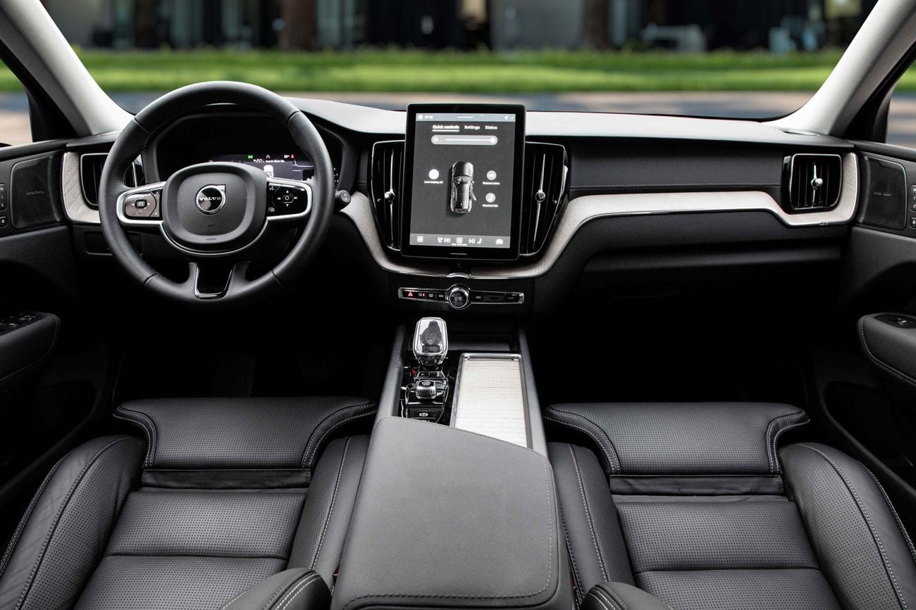 Volvo XC60 XC60 Ultra Dark | 4,113 P.M | 0% Downpayment | 5 Year Volvo Warranty + Service! | Ramadan Offer!