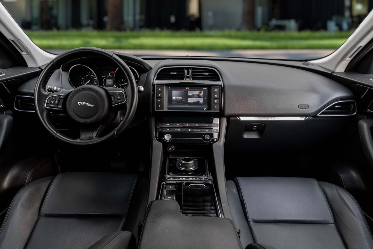 Jaguar F Pace F-pace Prestige | 1,371 P.M | 0% Downpayment | Impeccable Condition!