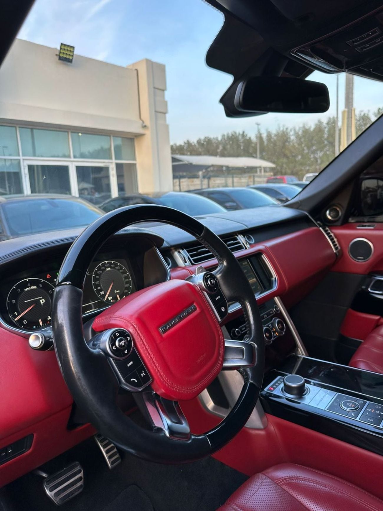 لاند روفر رينج روفر رنج روفر فوج سوبر تشارج اوتوبيغرافى