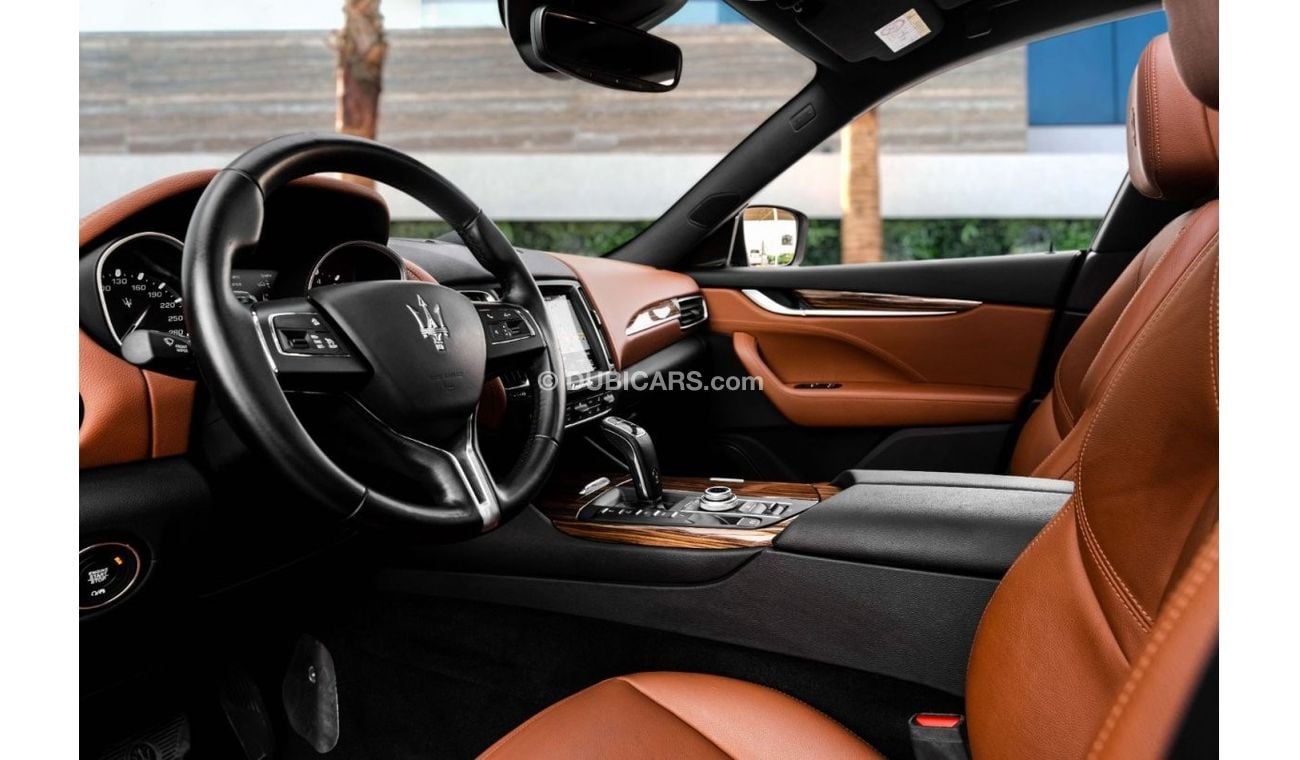 مازيراتي ليفونت S Q4 | 4,798 P.M  | 0% Downpayment | Magnificient Condition!