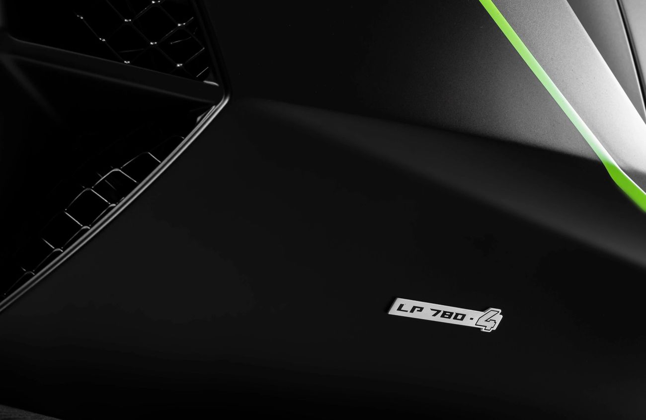 Lamborghini Aventador 6.5L V-12 Naturally Aspirated Engine | Warranty