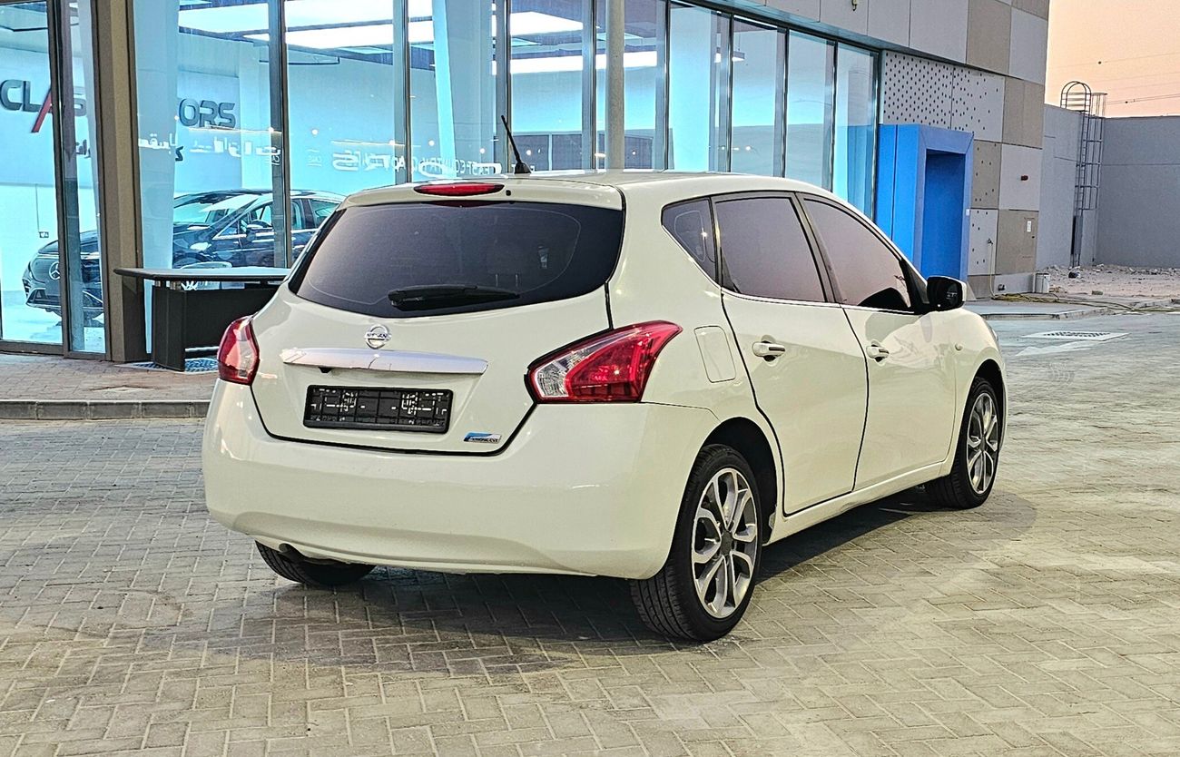 Nissan Tiida Nissan tiida 2015 GCC 1.6