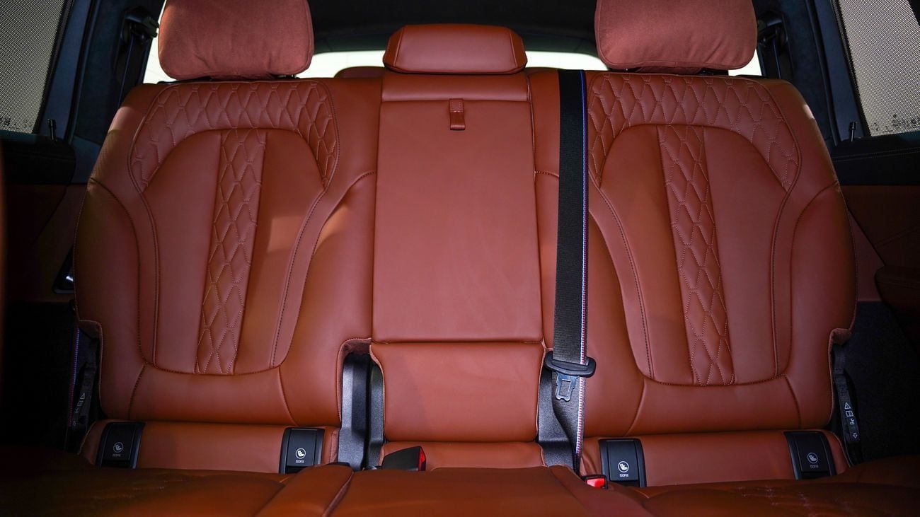 بي أم دبليو X7