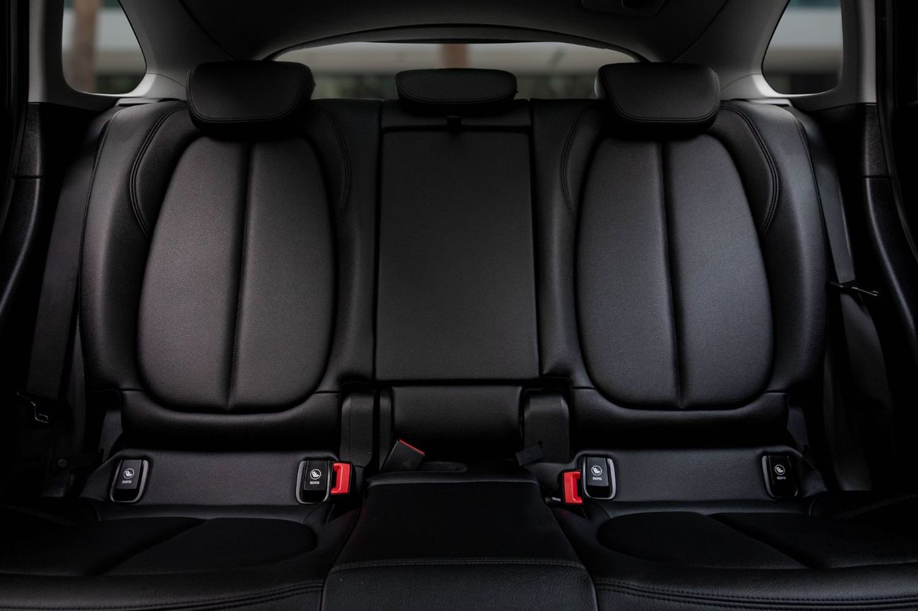 BMW X1 20i | 1,567 P.M  | 0% Downpayment | Full BMW Service History!