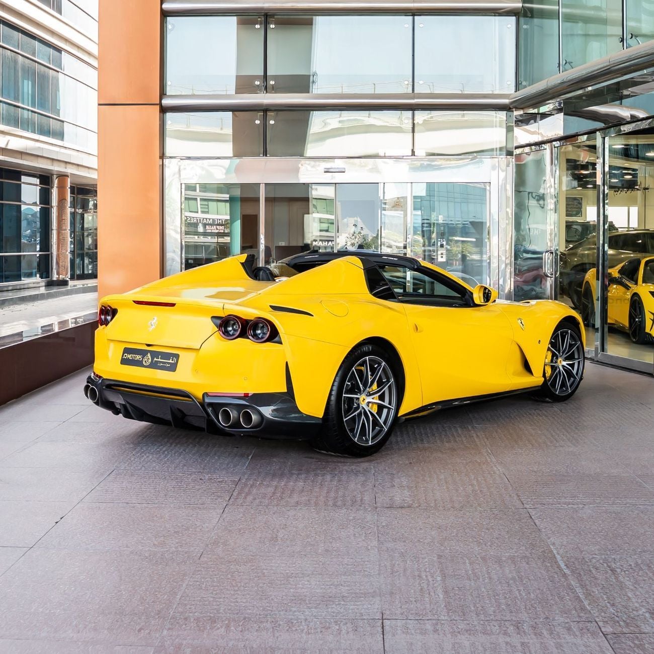 فيراري 812 GTS GTS 2022 FERRARI 812 (FULL CARBON BODY) DONE ONLY 3000KM