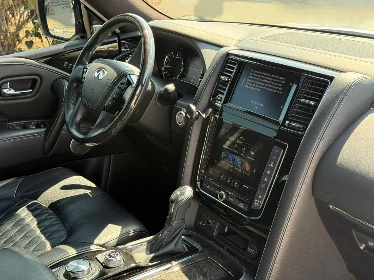 Infiniti QX80 Sensory 8 5.6L INFINITI QX80 | GCC SPECS | YEAR: 2021 | FULL-SERVICE HISTORY WITH AGENCY | WARRANTY