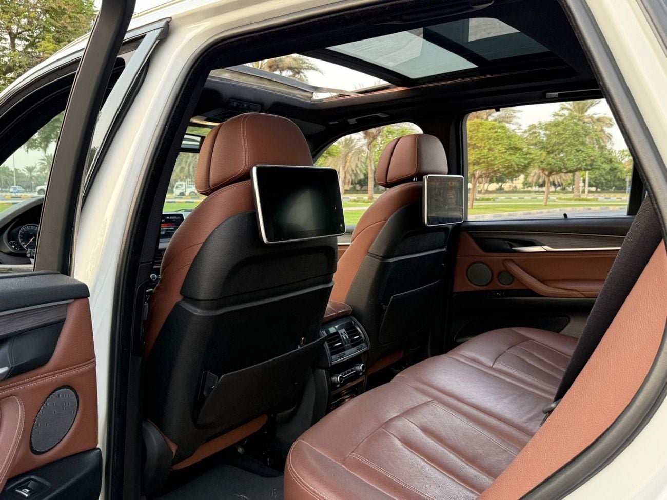 BMW X5 35i Exclusive 3.0L (5 Seater)
