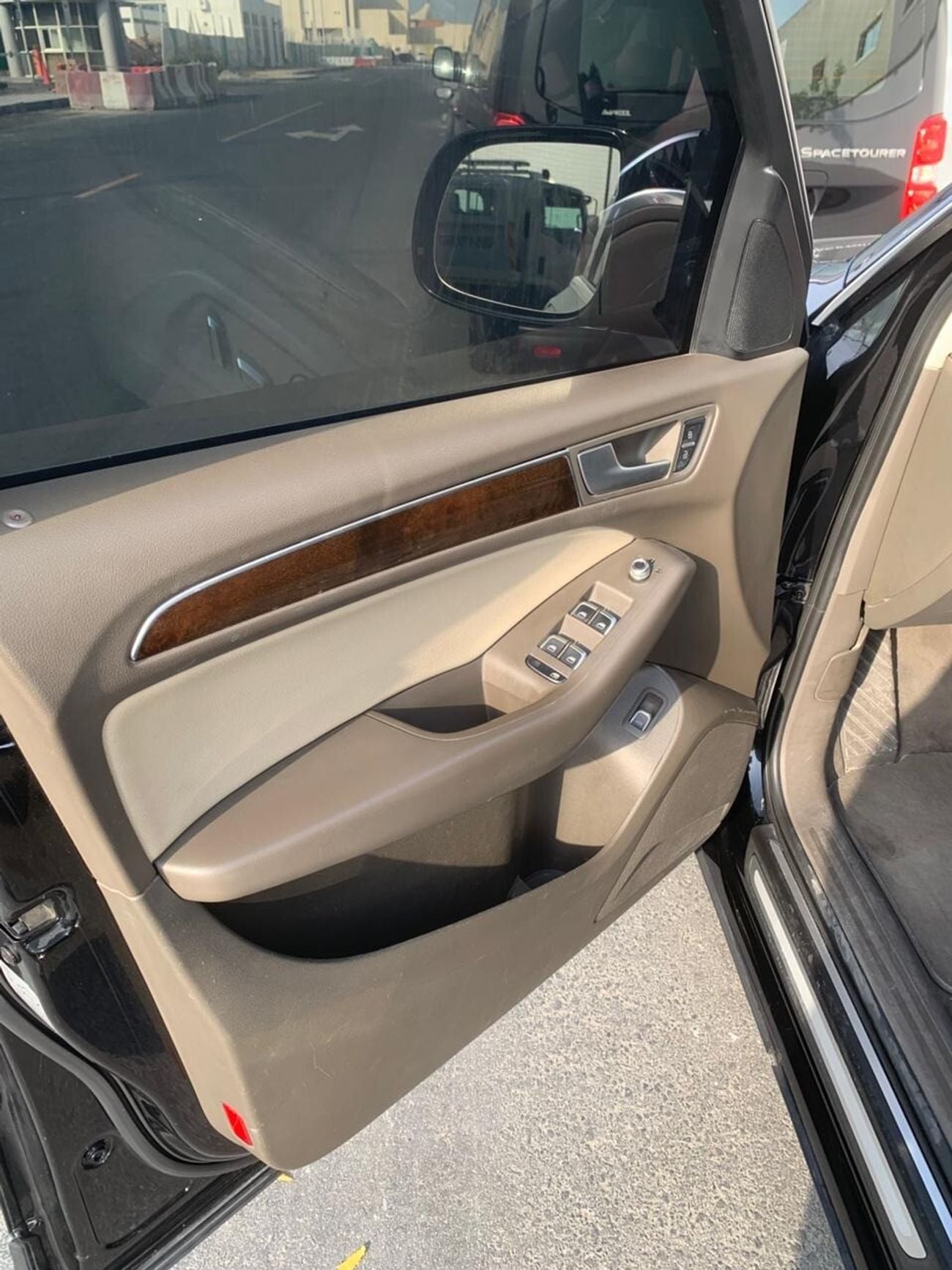 أودي Q5 40 TFSI S-Line 2.0L