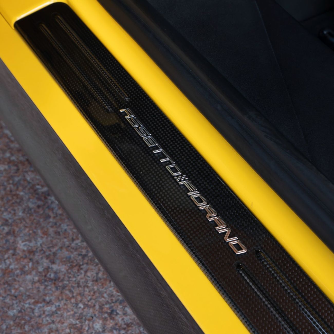 Ferrari SF90 Spider FERRARI SF90 SPIDER DONE ONLY 3000KM GCC WITH WARRANTY + SERVICE