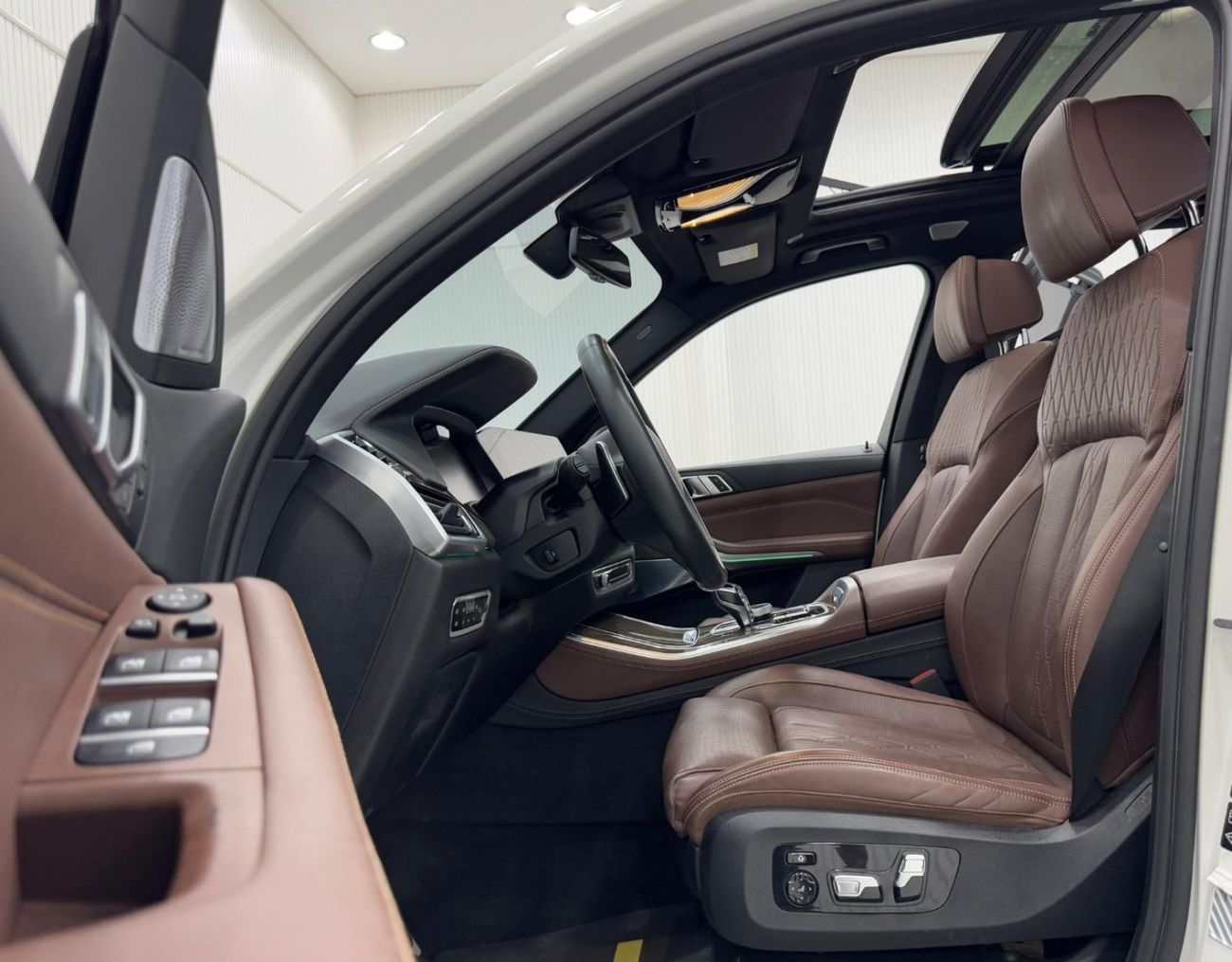 BMW X5 50i M Sport 4.4L 2019 BMW X5 xDrive50i M Sport, Agency Warranty  Service Contract Till 01/26, GCC