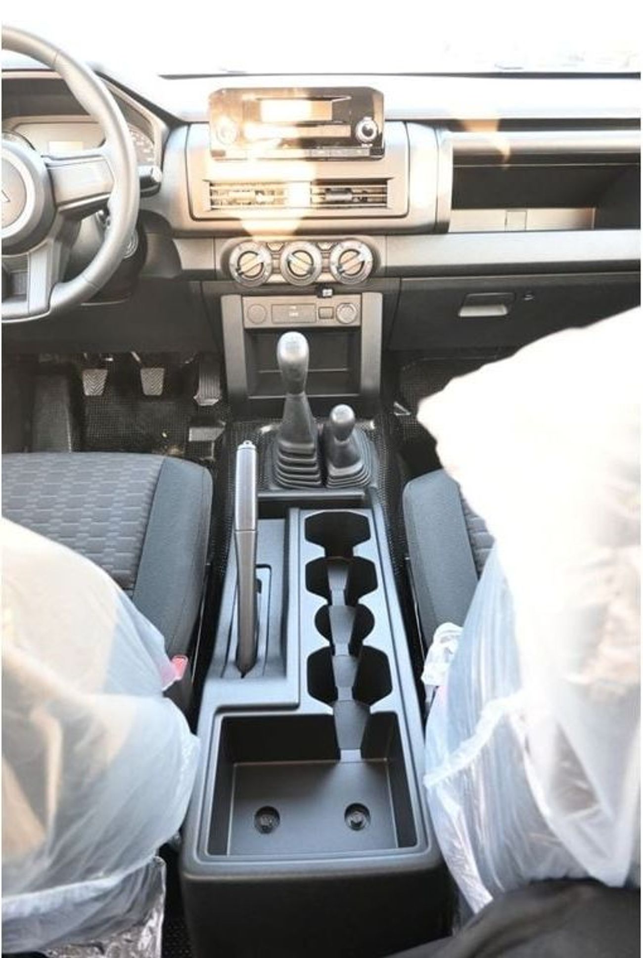 Mitsubishi L200 MITSUBISHI L200 4WD GL DC 2.4L 5MT PETROL WHITE (2025 MY)