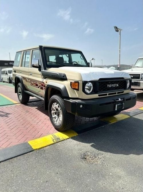Toyota Land Cruiser 70 Toyota Land Cruiser 76 petrol 4.0L automatic model 2024