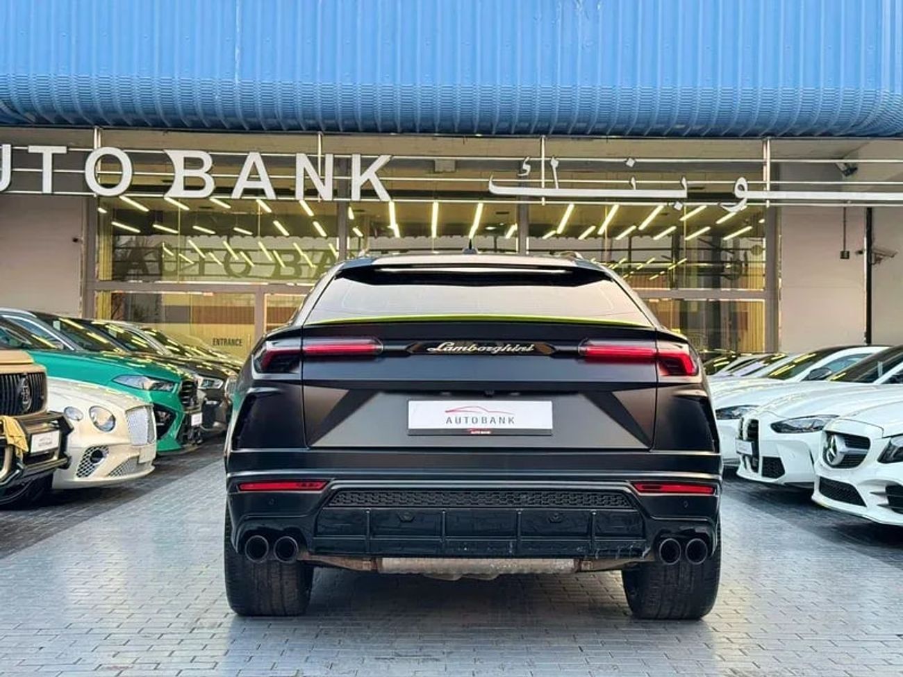 Lamborghini Urus STD 4.0T V8