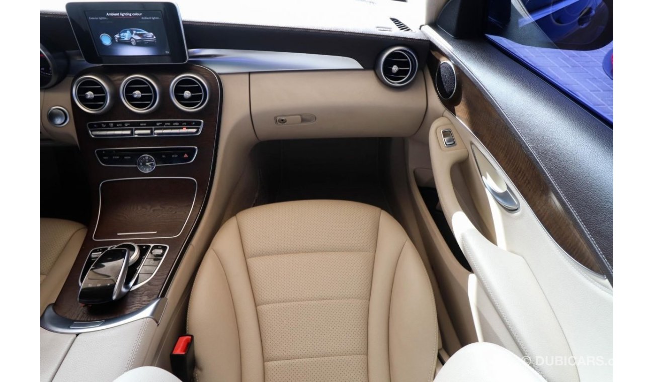 مرسيدس بنز C 200 W205