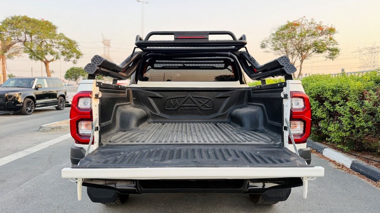 Toyota Hilux GR kitt installed