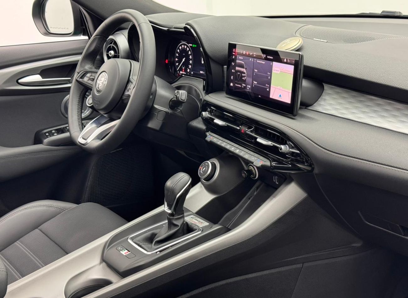 ألفا روميو تونالي 2024 Alfa Romeo Tonale Veloce, 2028 Alfa Romeo Warranty and Service Pack, GCC