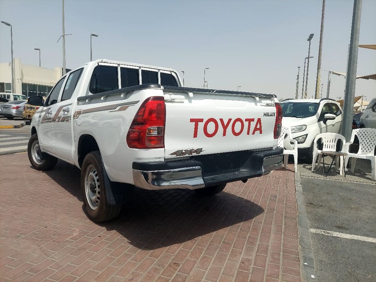 Toyota Hilux DC 2.4L 4WD DIESEL MANUAL TRANSMISSION