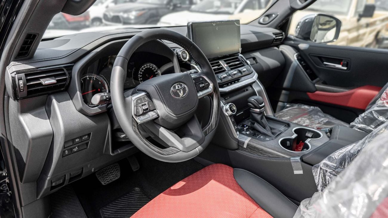 تويوتا لاند كروزر 2025 Toyota Land Cruiser VX 4.0L AT Petrol (Black-Red)