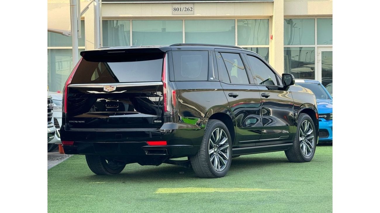 Cadillac Escalade Sport Platinum CADILLAC ESCALADE PLATINUM 600 GCC FULL OPTION PERFECT CONDITION UNDER WARRANTY FULL