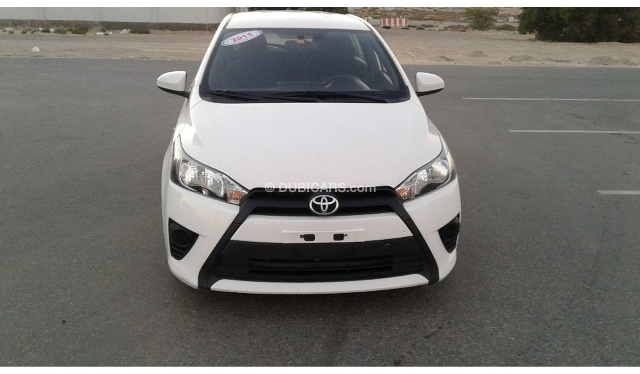 Toyota Yaris 2015