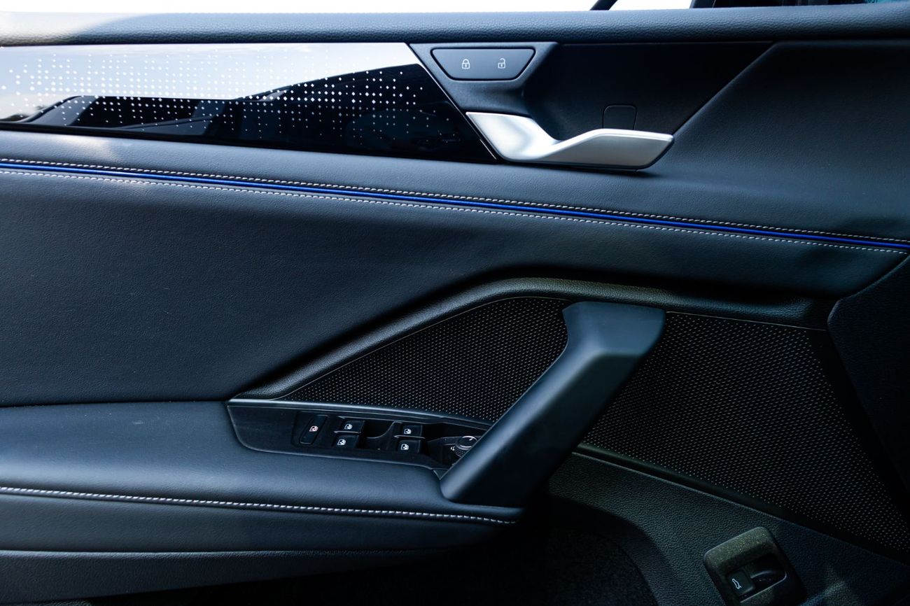 فولكس واجن تيجوان R-Line Black Edition