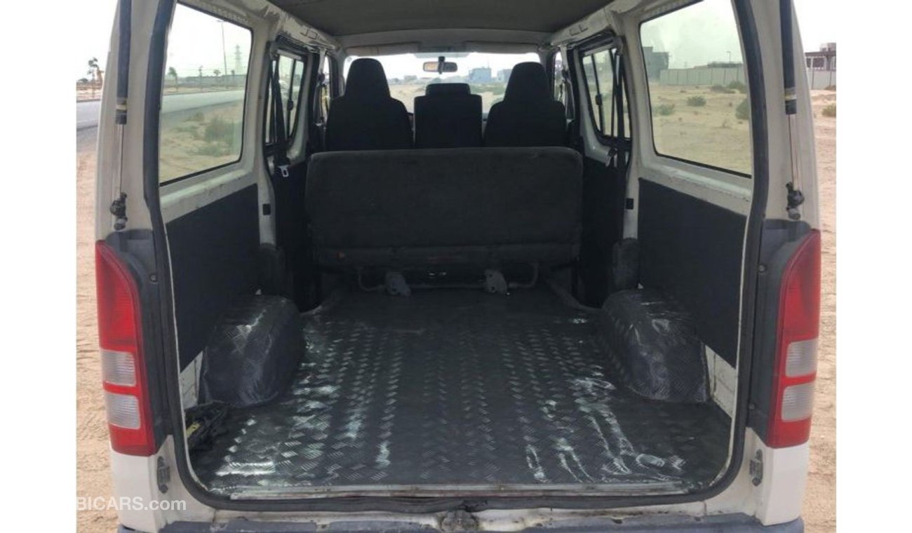 تويوتا هاياس 2013 Toyota Hiace 6 Seater White | A 1010